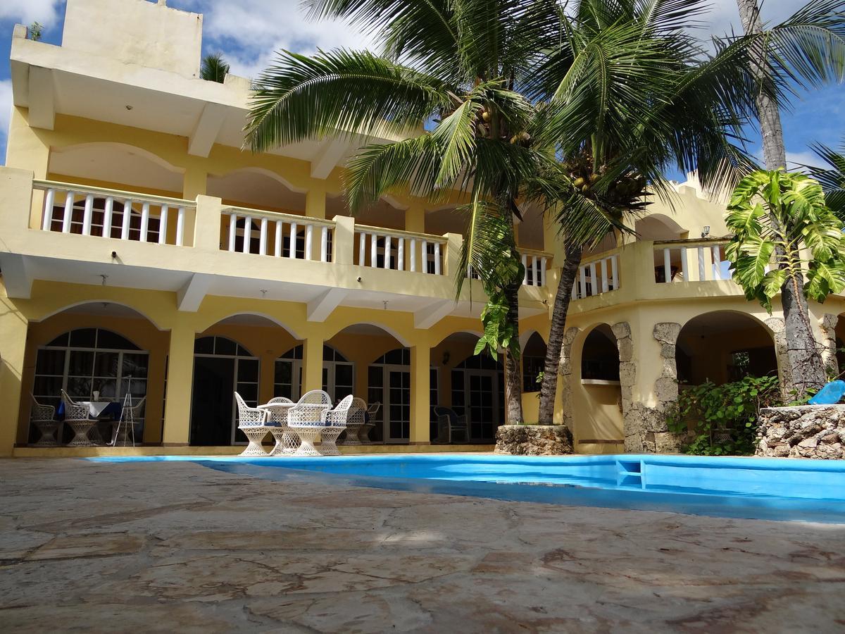 Hotel El Viejo Pirata Boca de Yuma Kültér fotó