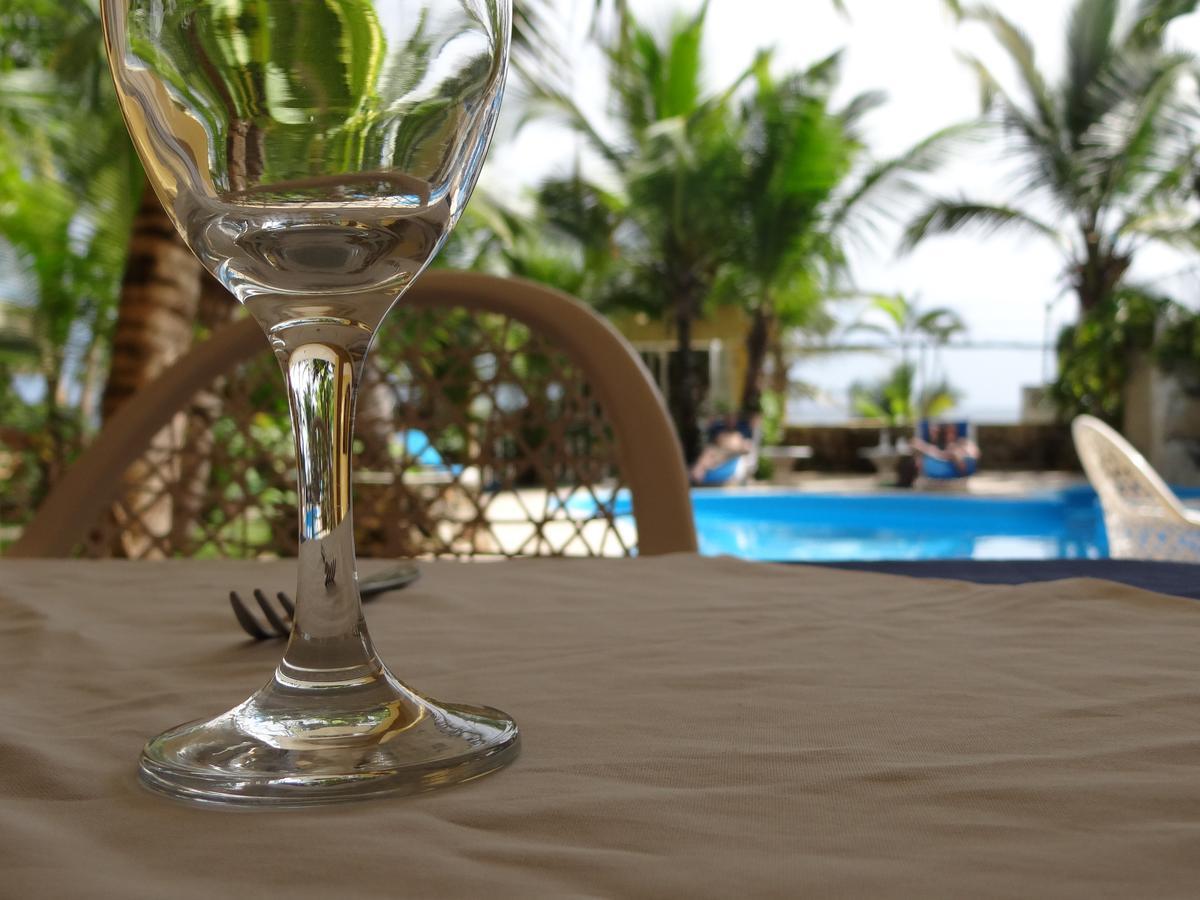 Hotel El Viejo Pirata Boca de Yuma Kültér fotó