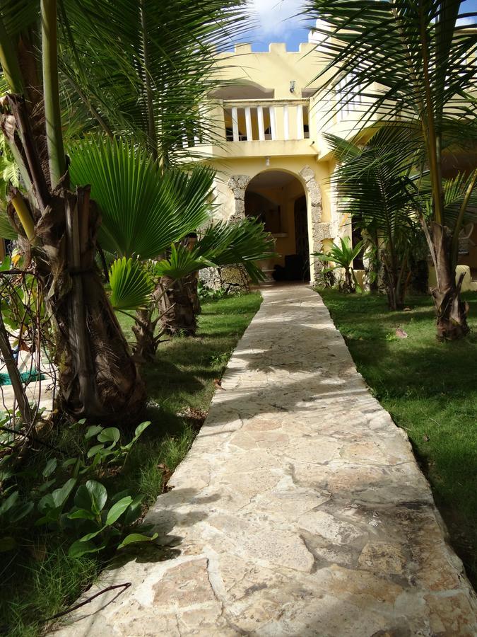 Hotel El Viejo Pirata Boca de Yuma Kültér fotó