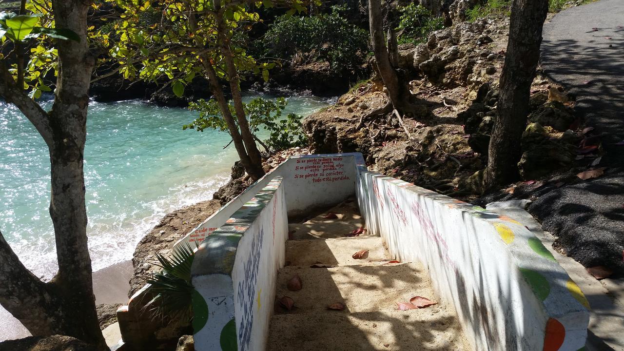 Hotel El Viejo Pirata Boca de Yuma Kültér fotó