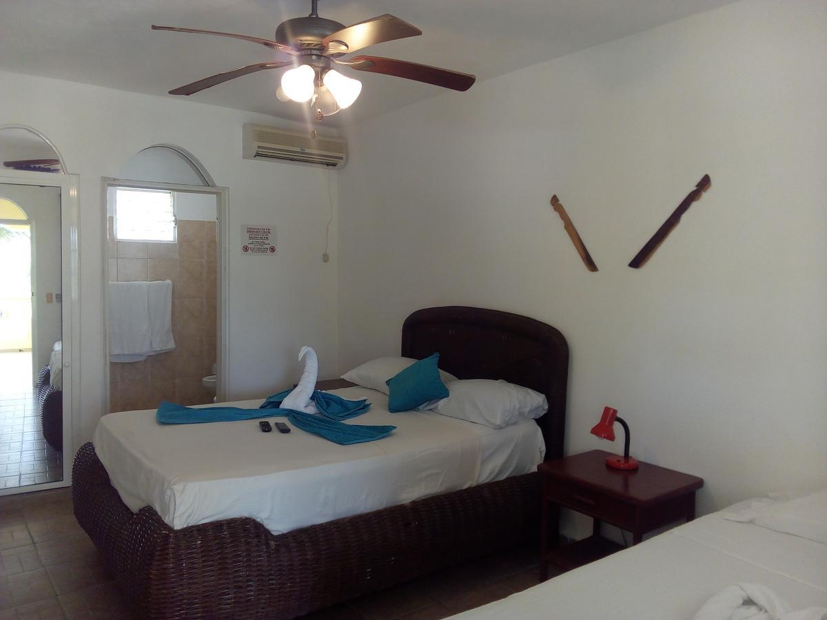 Hotel El Viejo Pirata Boca de Yuma Kültér fotó